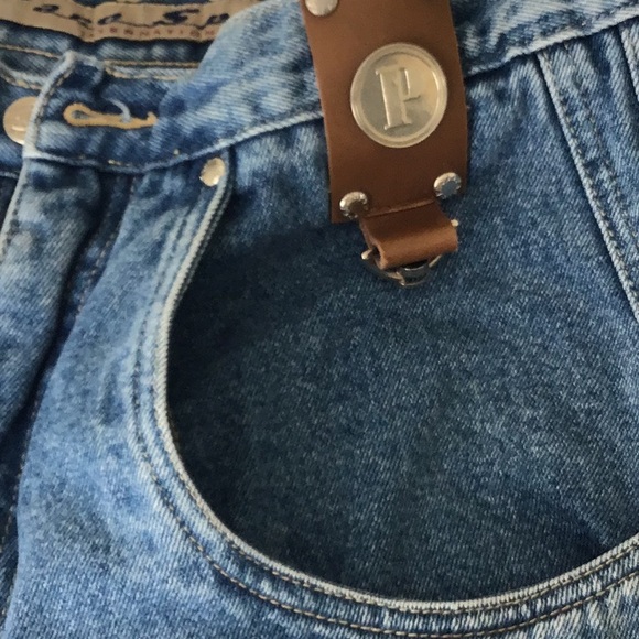 Vintage Paco Sports international men shorts size 32 used great condition - Picture 8 of 8